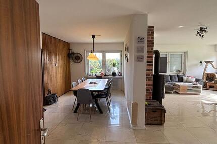 Haus Vöhringen - 5 Zimmer, 150 m&sup2;, 1.700&euro; | Angebot:26581262