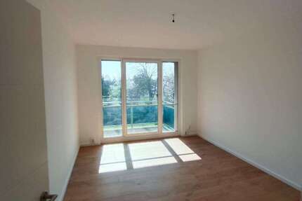 Wohnung Wettin Löbejün - 3 Zimmer, 65 m&sup2;, 280&euro; | Angebot:27051875