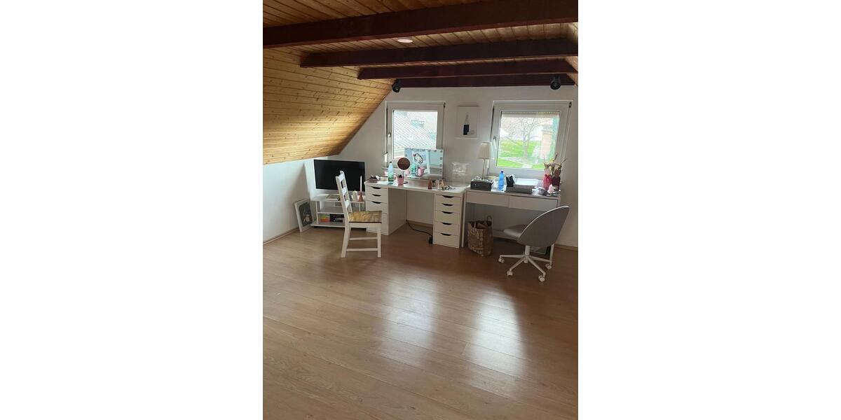 Einfamilienhaus Karlstadt - 5 Zimmer, 190 m&sup2;, 990&euro; | Angebot:26021987