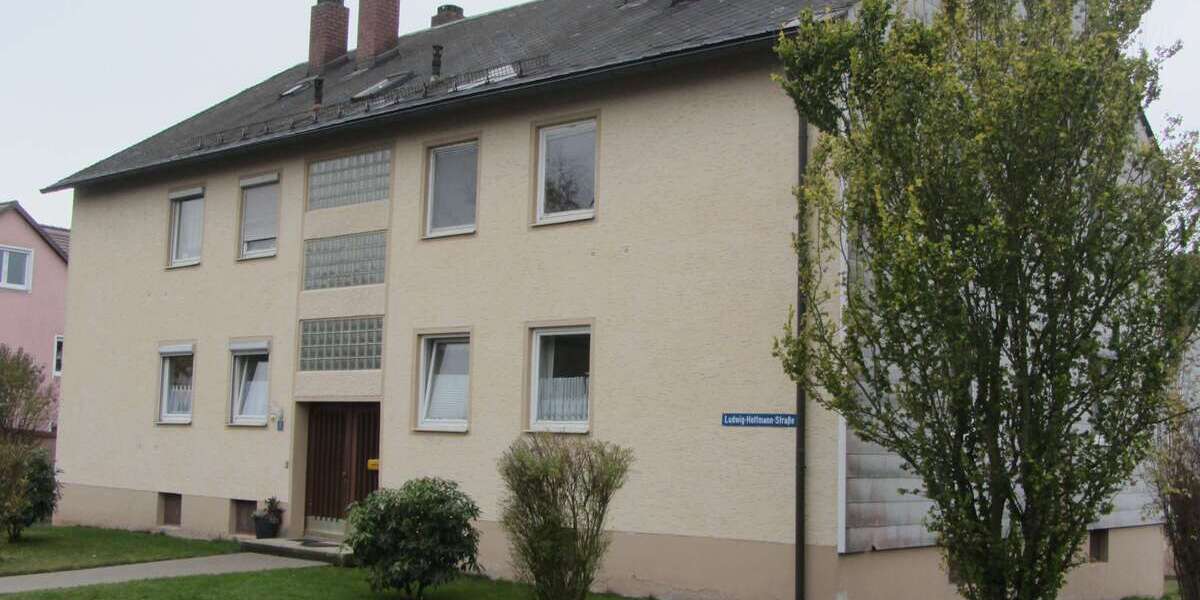 Etagenwohnung Waldershof - 3 Zimmer, 71 m&sup2;, 329&euro; | Angebot:24976152