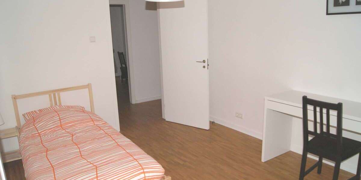 WG-Zimmer in Hamburg 680 € 15 m² zimmer