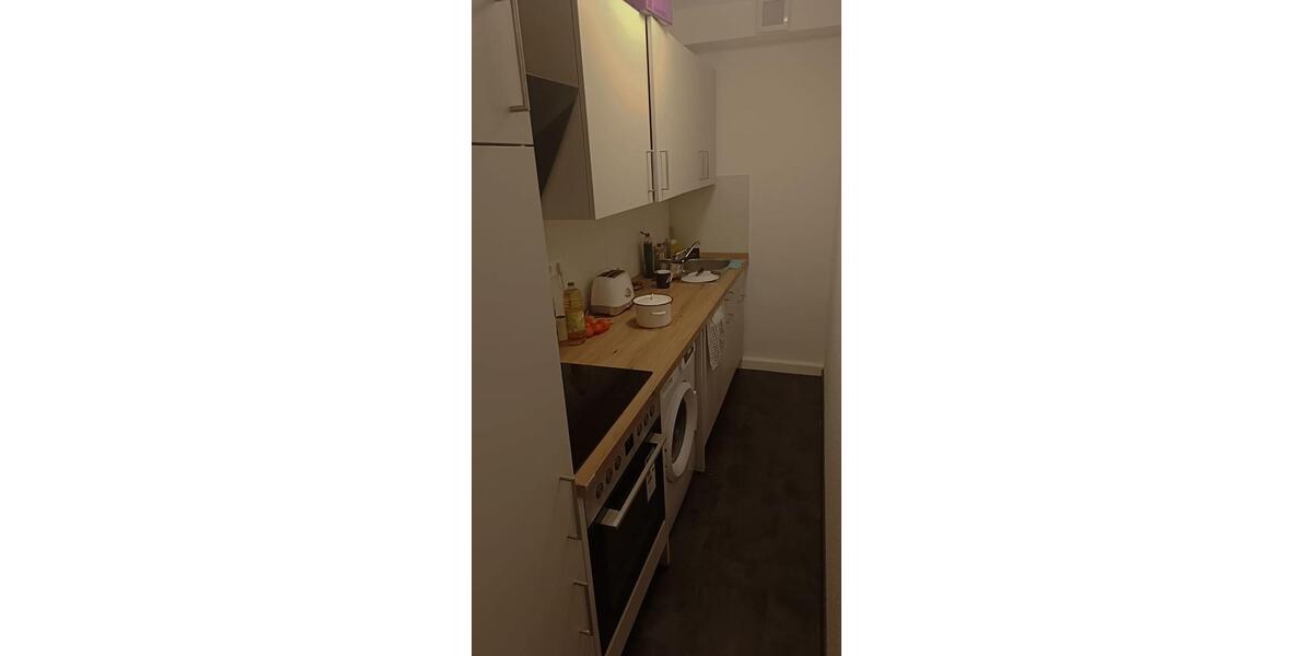 Wohnen auf Zeit Karlsruhe Innenstadt-Ost - 1 Zimmer, 16 m&sup2;, 525&euro; | Angebot:26553445