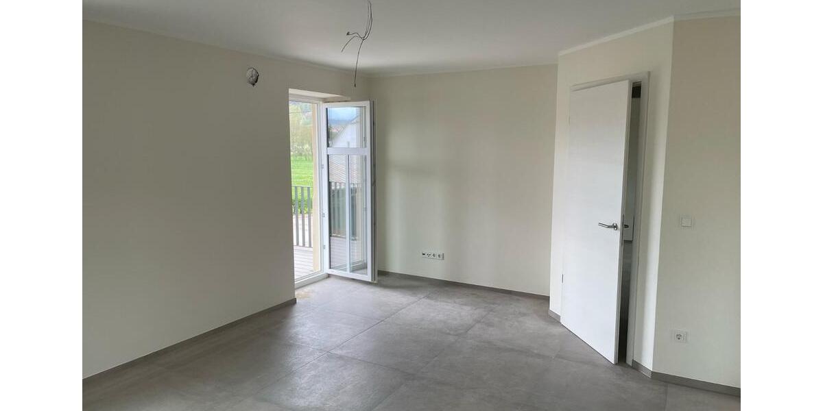 Etagenwohnung Rittersdorf - 3 Zimmer, 93 m&sup2;, 1.209&euro; | Angebot:26415491