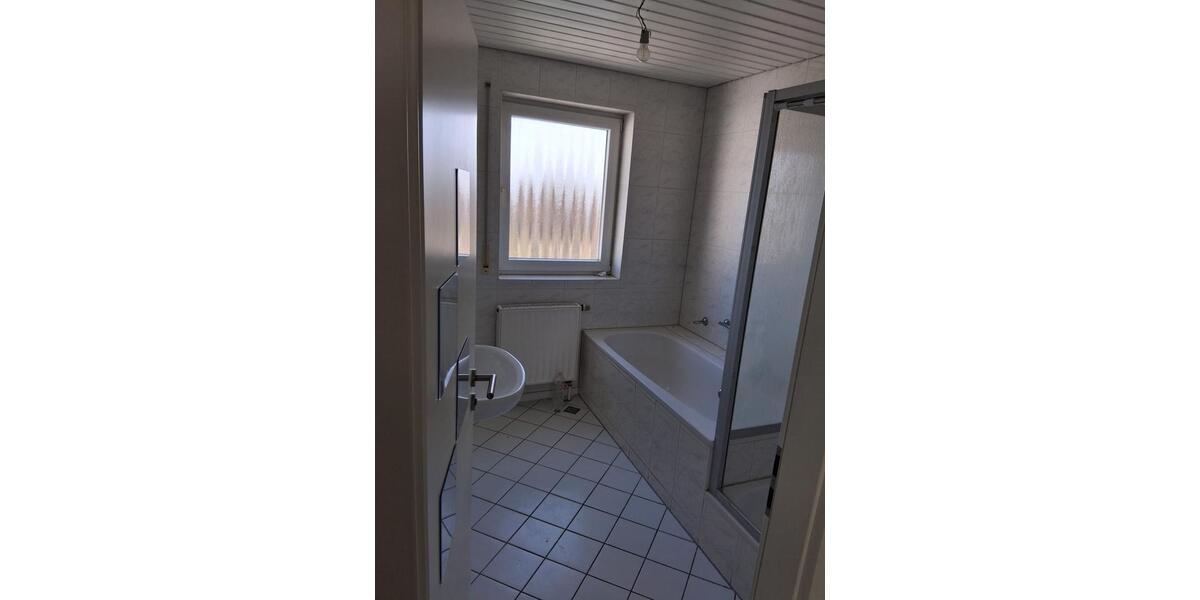 Dachgeschoßwohnung Delitzsch - 3 Zimmer, 73 m&sup2;, 685&euro; | Angebot:24256794