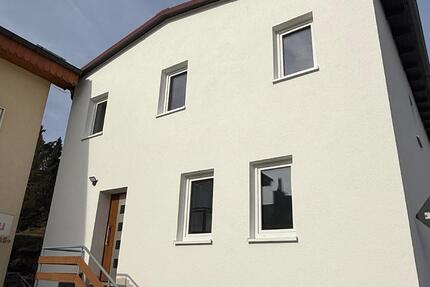 Wohnen auf Zeit Schenklengsfeld - 10 Zimmer, 180 m&sup2;, 15&euro; | Angebot:25823206