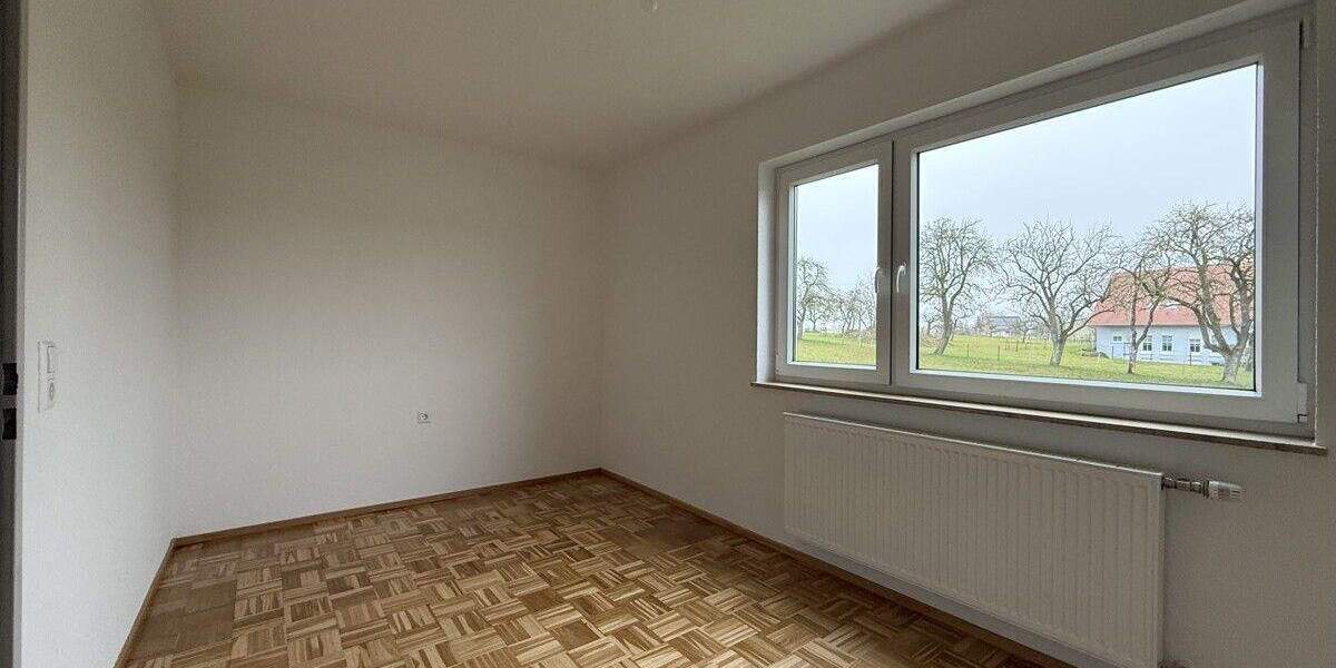 Etagenwohnung Gerabronn Seibotenberg - 4 Zimmer, 103 m&sup2;, 950&euro; | Angebot:25664402