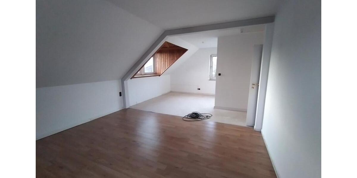 Dachgeschoßwohnung Bordesholm - 2 Zimmer, 45 m&sup2;, 550&euro; | Angebot:26234811