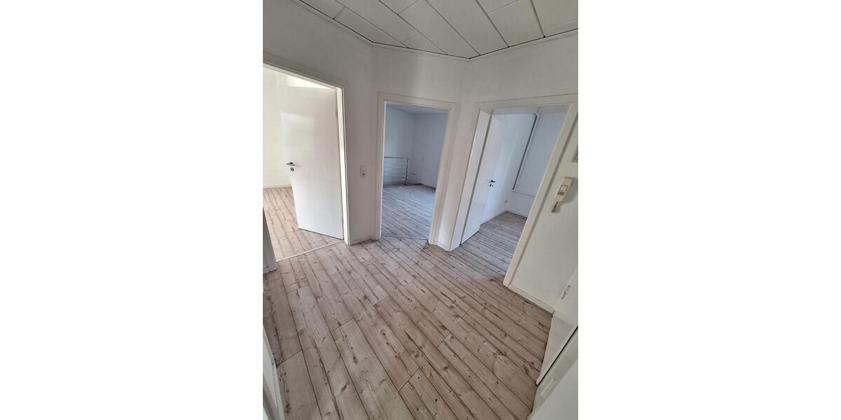 Hochparterre Wittenberge - 3 Zimmer, 149 m&sup2;, 1.100&euro; | Angebot:25478790