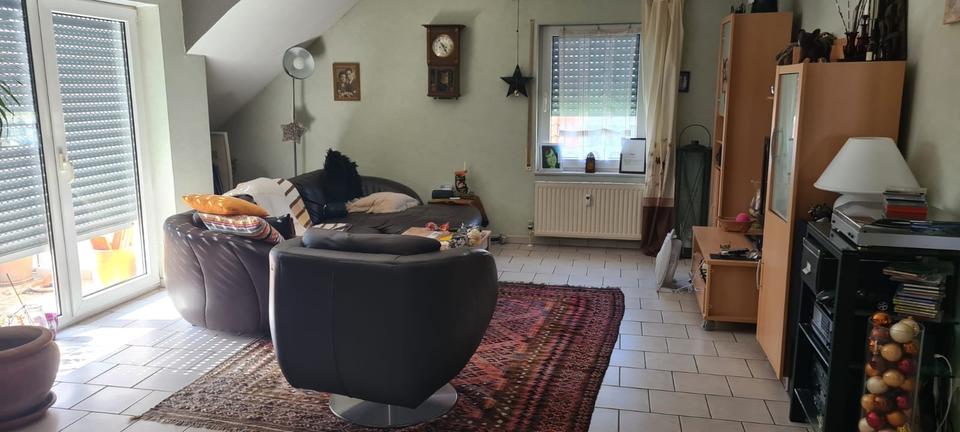 Dachgeschoßwohnung Hadamar - 3 Zimmer, 80 m&sup2;, 800&euro; | Angebot:25907765