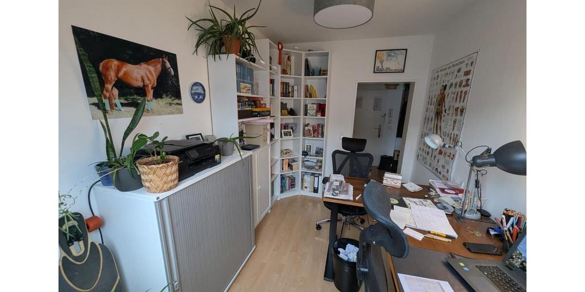 Dachgeschoßwohnung Bremen Schwachhausen - 3 Zimmer, 67 m&sup2;, 835&euro; | Angebot:25482036