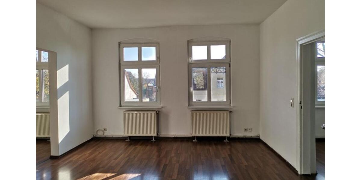 Großzügige 5-Raum-Wohnung mit 2 Tageslichtbädern, 1.OG 5 zimmer