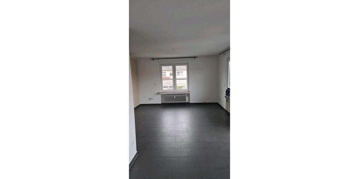 Etagenwohnung Voerde (Niederrhein) - 3 Zimmer, 79 m&sup2;, 1.250&euro; | Angebot:24955911