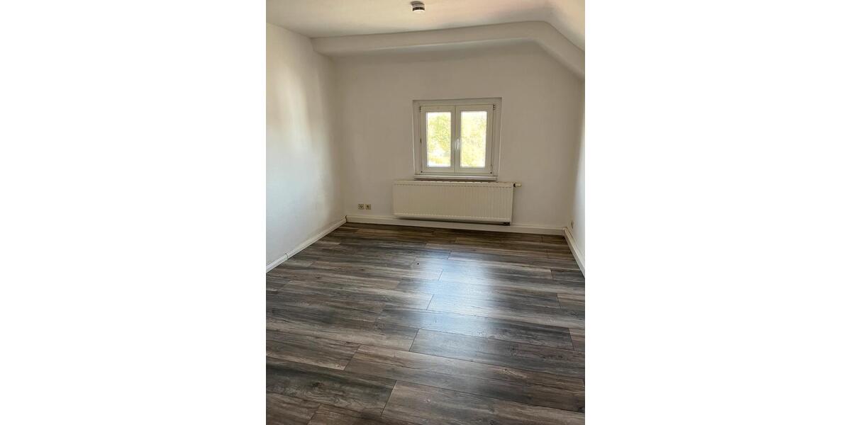 Dachgeschoßwohnung Senftenberg - 2 Zimmer, 54 m&sup2;, 465&euro; | Angebot:26393795