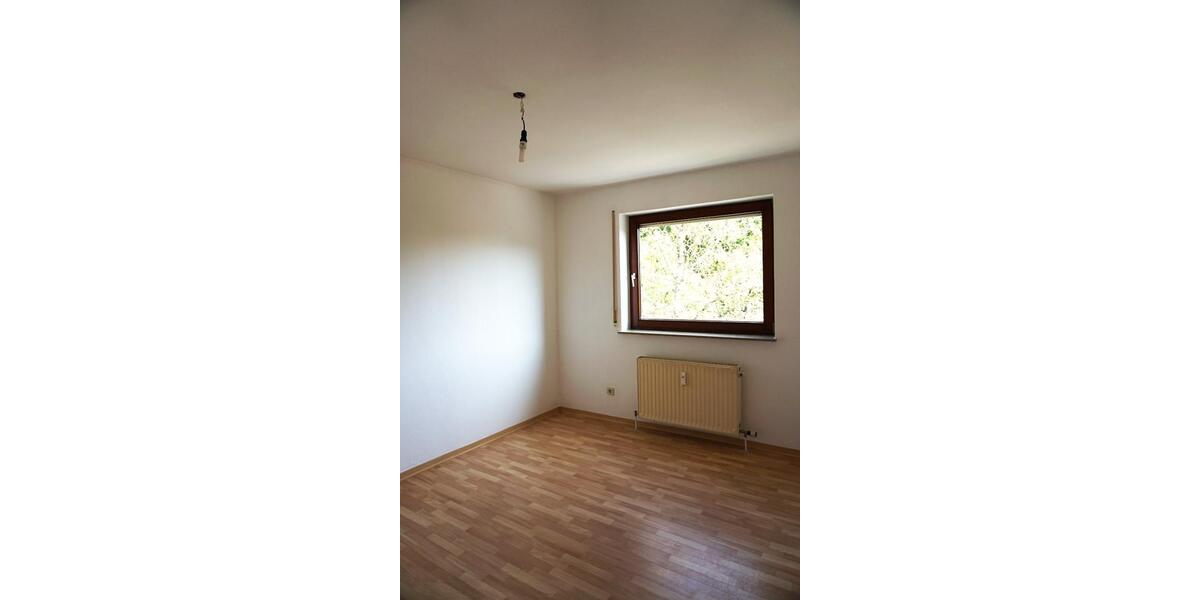 Etagenwohnung Heidenheim an der Brenz - 3 Zimmer, 80 m&sup2;, 850&euro; | Angebot:24847894