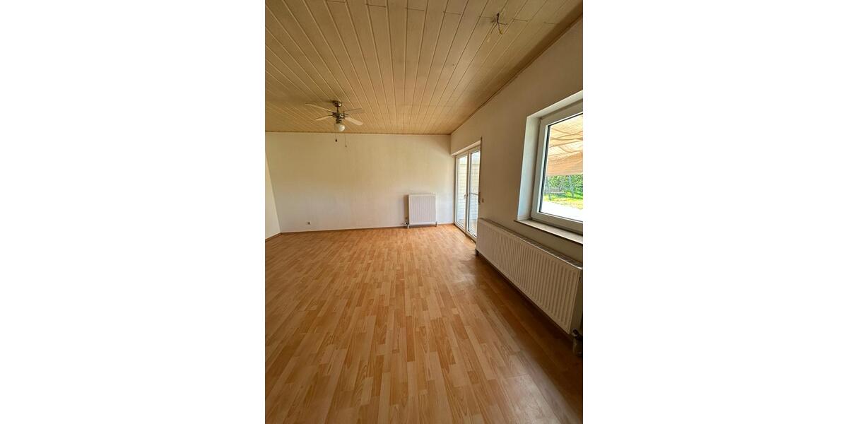 Erdgeschoßwohnung Ortenberg - 3 Zimmer, 80 m&sup2;, 900&euro; | Angebot:26283667