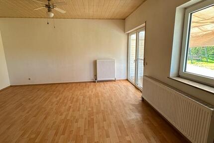 Wohnung Ortenberg - 3 Zimmer, 80 m&sup2;, 900&euro; | Angebot:26283667