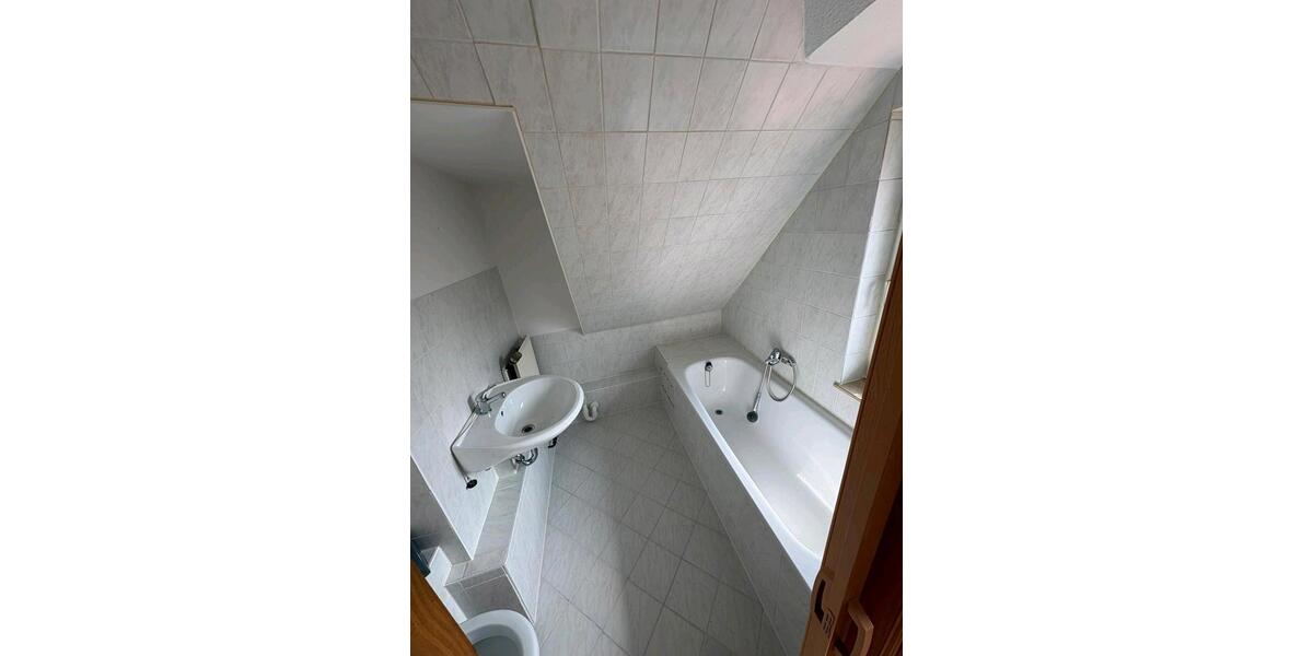 Dachgeschoßwohnung Mühlhausen (Thüringen) - 2 Zimmer, 60 m&sup2;, 285&euro; | Angebot:26252754