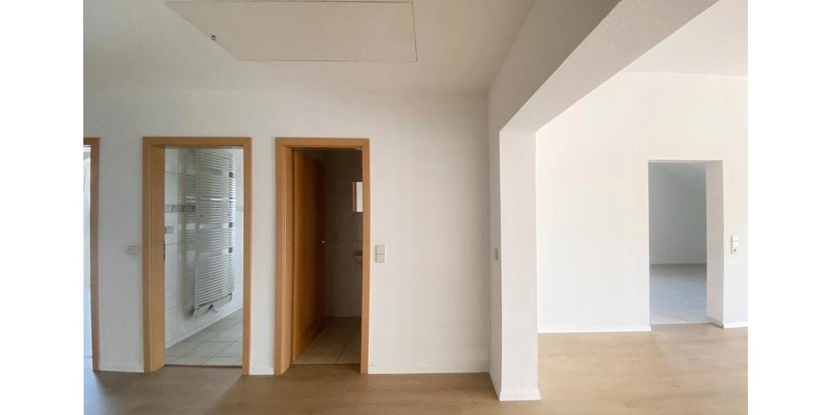 Etagenwohnung Speyer - 3 Zimmer, 116 m&sup2;, 1.400&euro; | Angebot:25907897