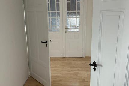 Wohnung Frohburg - 3 Zimmer, 87 m&sup2;, 634&euro; | Angebot:25325158