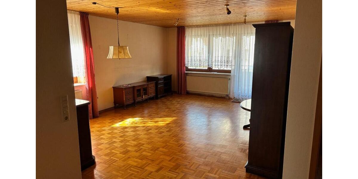 Etagenwohnung Fichtenberg - 3 Zimmer, 83 m&sup2;, 800&euro; | Angebot:26701000