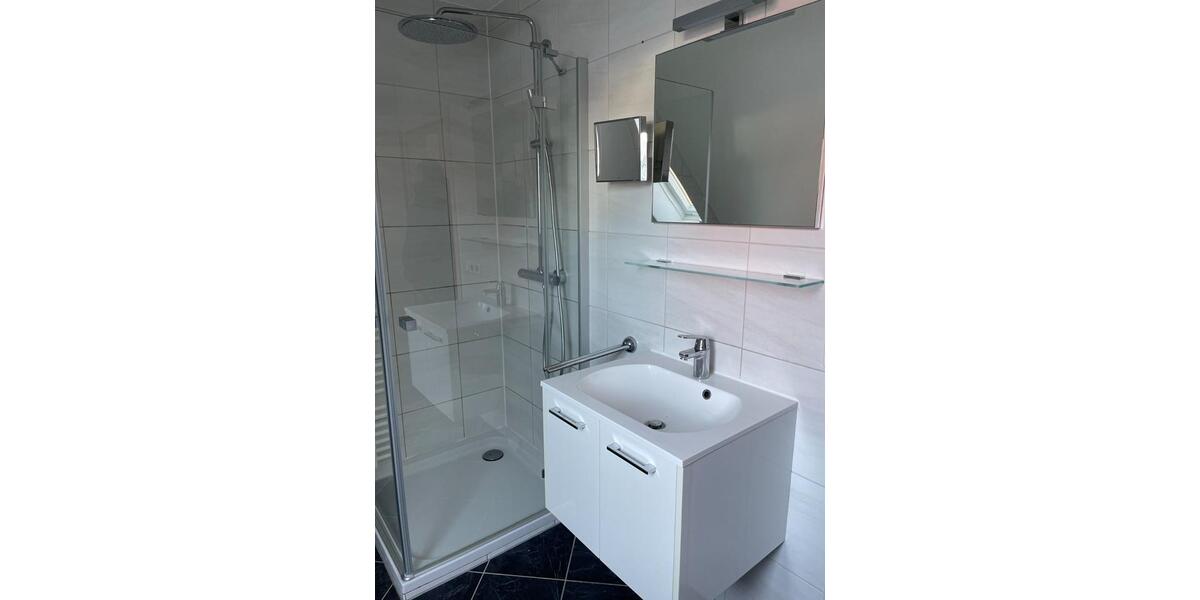 Doppelhaushälfte Altenkunstadt - 3 Zimmer, 80 m&sup2;, 800&euro; | Angebot:24695614