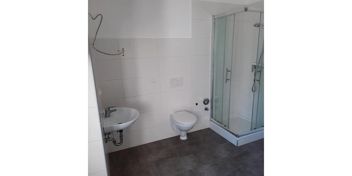 Erdgeschoßwohnung Rotthalmünster - 4 Zimmer, 110 m&sup2;, 750&euro; | Angebot:26367703