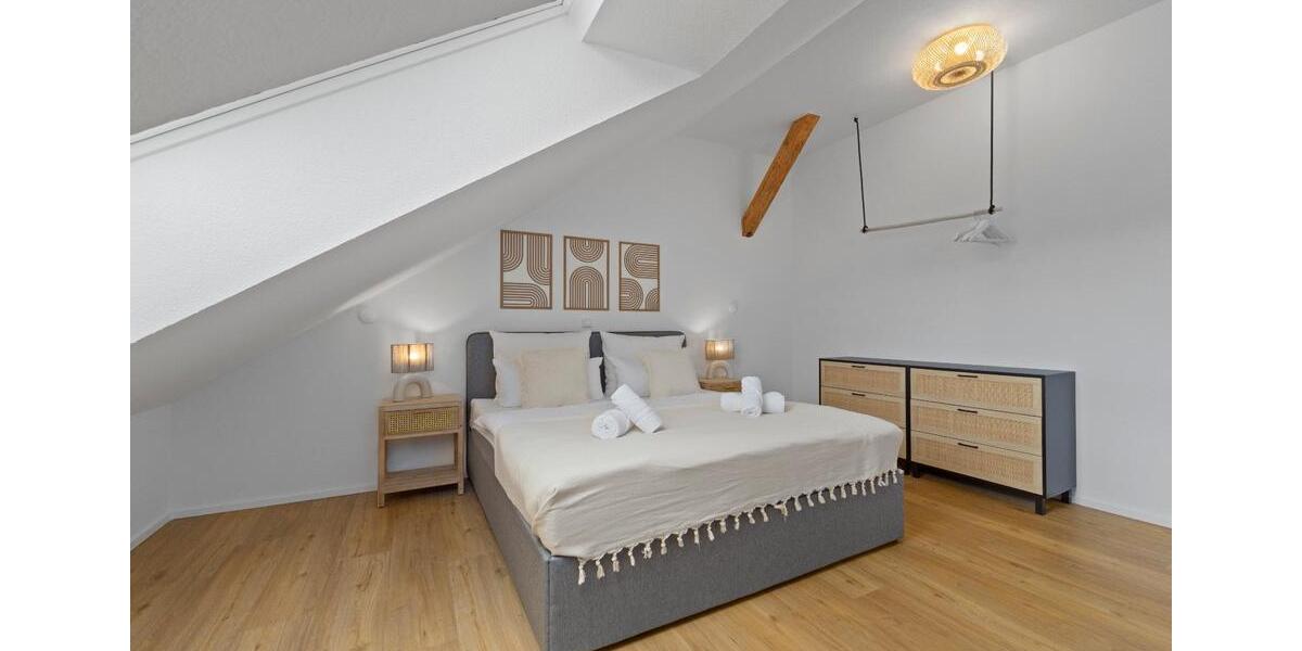 Wohnen auf Zeit Bad Kreuznach - 3 Zimmer, 84 m&sup2;, 1.999&euro; | Angebot:24387379