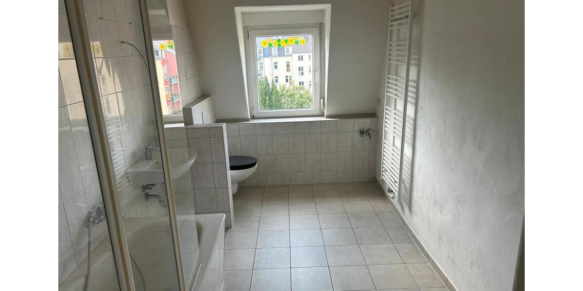 Dachgeschoßwohnung Bischofswerda - 2 Zimmer, 82 m&sup2;, 677&euro; | Angebot:26662714