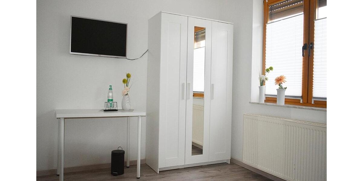 Wohnen auf Zeit Oldenburg Etzhorn - 4 Zimmer, 106 m&sup2;, 18&euro; | Angebot:26617159