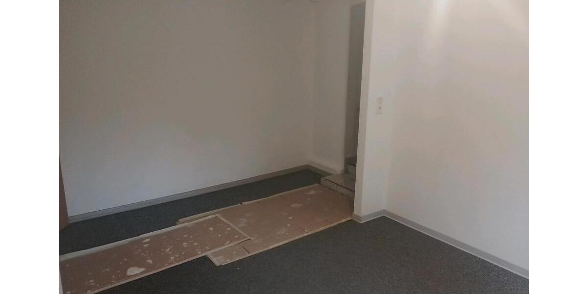 Appartement mit Garten und eigener Terrasse ( Warmmiete )50 zimmer