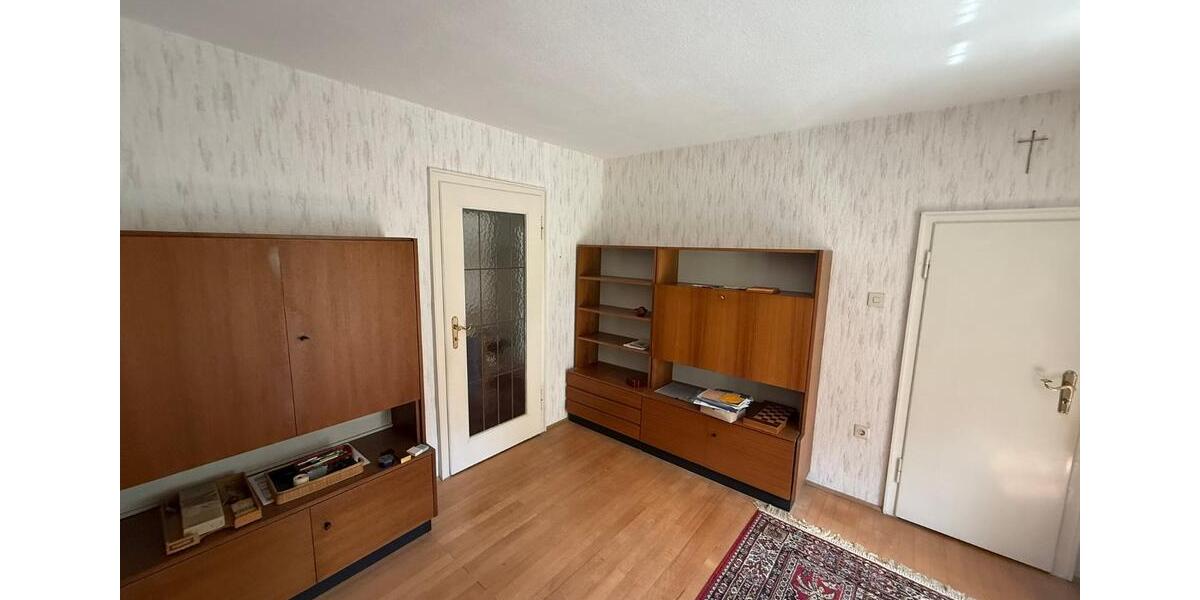 Etagenwohnung Würzburg Steinbachtal - 1.5 Zimmer, 17 m&sup2;, 525&euro; | Angebot:26602918