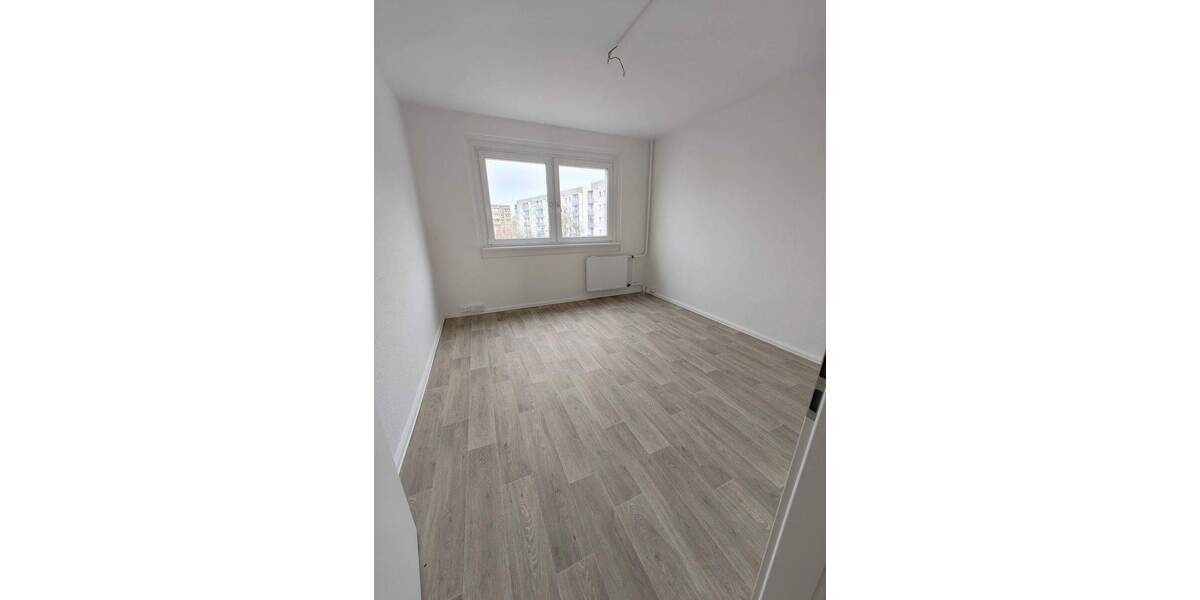 Etagenwohnung Brandenburg an der Havel Hohenstücken - 3 Zimmer, 69 m&sup2;, 488&euro; | Angebot:26159200