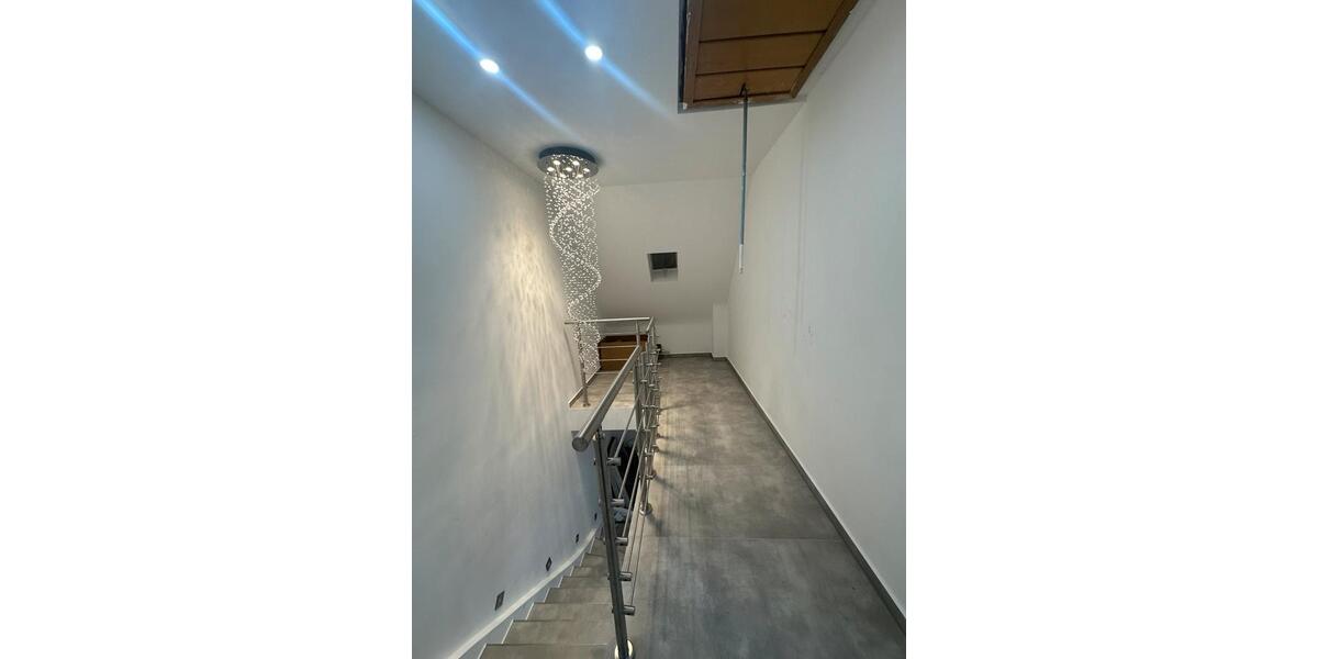 Dachgeschoßwohnung Hamburg Harburg - 3 Zimmer, 80 m&sup2;, 1.300&euro; | Angebot:26620959