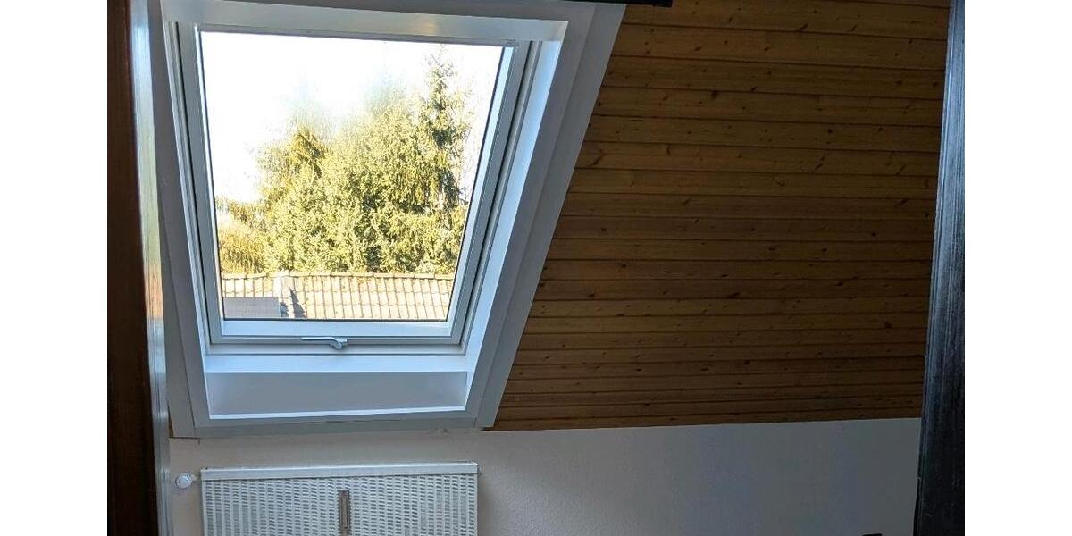 Dachgeschoßwohnung Hückeswagen - 2.5 Zimmer, 70 m&sup2;, 510&euro; | Angebot:25532959