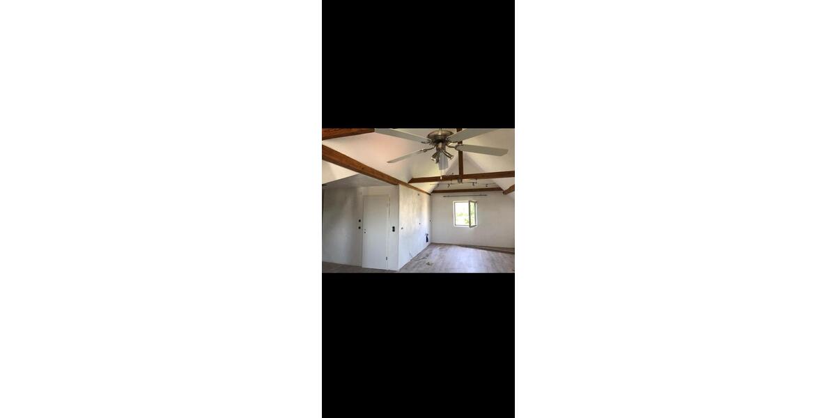 Dachgeschoßwohnung Kaisersesch - 1.5 Zimmer, 100 m&sup2;, 700&euro; | Angebot:26356339