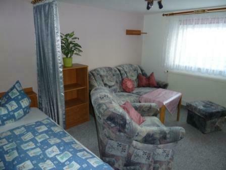 Erdgeschoßwohnung Allstedt - 2 Zimmer, 42 m&sup2;, 320&euro; | Angebot:9707398