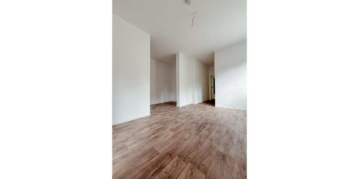 Etagenwohnung Burkhardtsdorf - 4 Zimmer, 90 m&sup2;, 600&euro; | Angebot:25581983