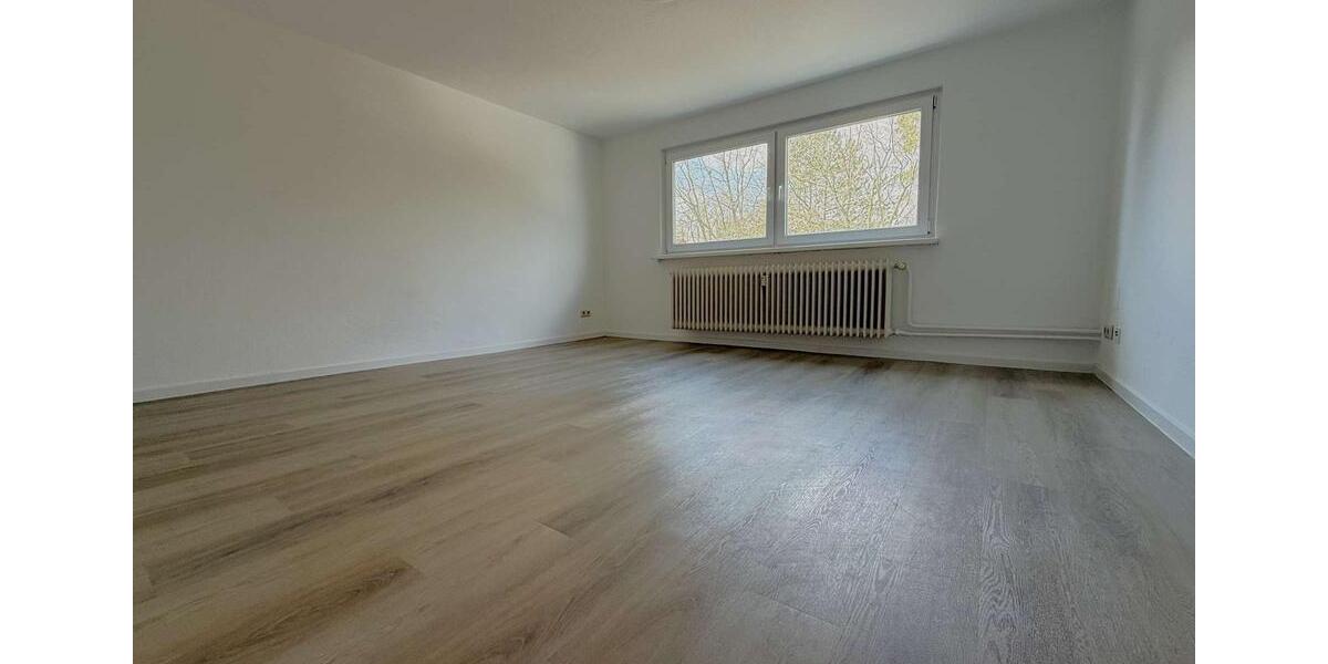 Dachgeschoßwohnung Wilhelmshaven Altengroden - 3 Zimmer, 60 m&sup2;, 380&euro; | Angebot:26090066