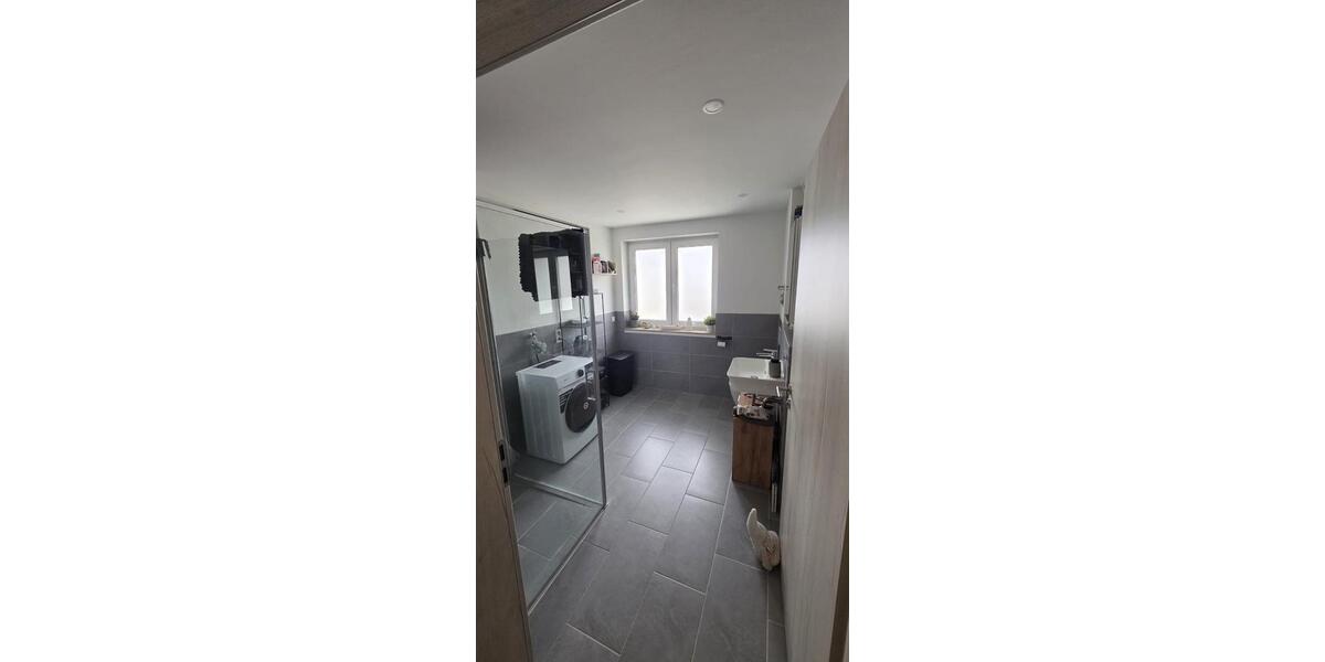 Etagenwohnung Ludwigshafen am Rhein Ludwigshafen-Oggersheim - 2 Zimmer, 60 m&sup2;, 690&euro; | Angebot:25604676