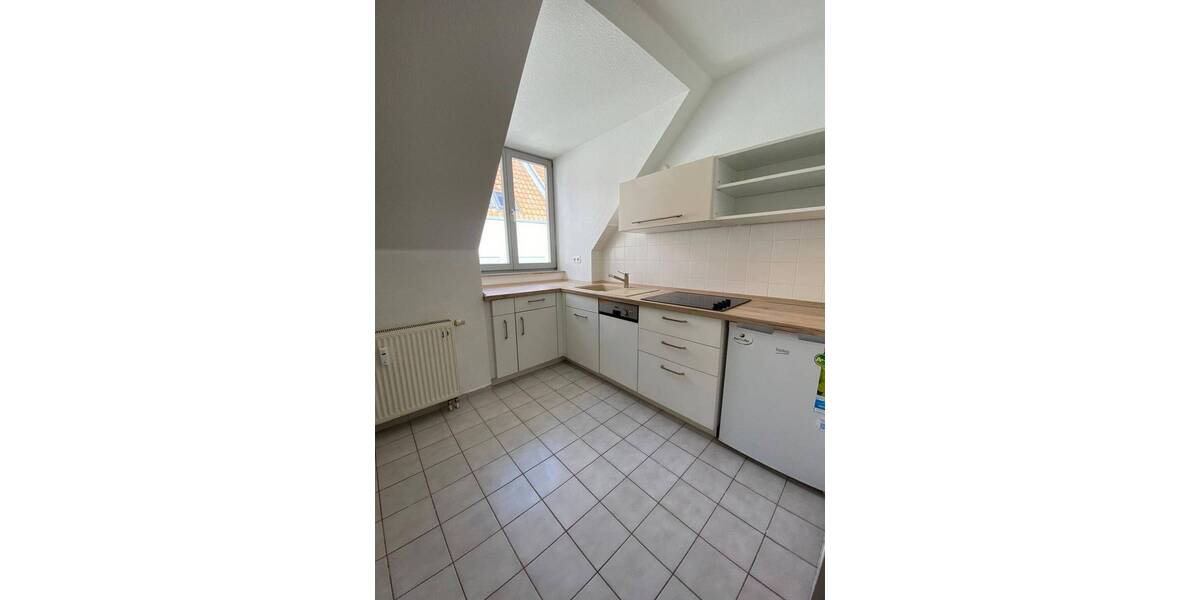 Etagenwohnung Stralsund Altstadt - 2 Zimmer, 73 m&sup2;, 735&euro; | Angebot:26275349