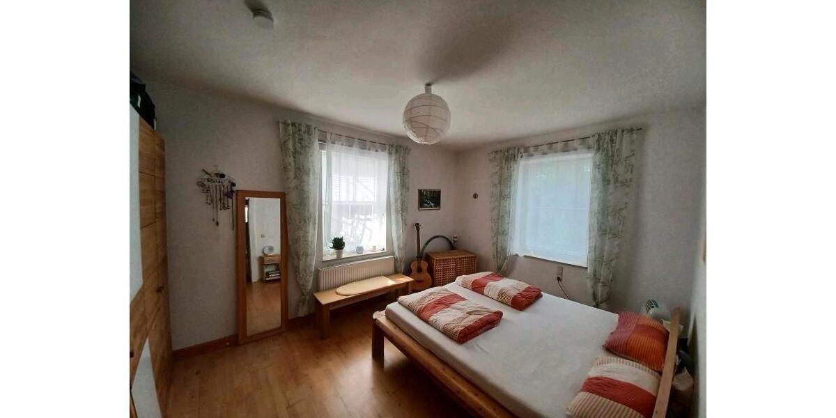 Erdgeschoßwohnung Walting - 3 Zimmer, 90 m&sup2;, 650&euro; | Angebot:24840994
