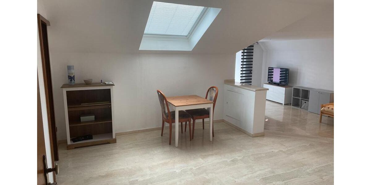 Dachgeschoßwohnung Unna Alte Heide - 1 Zimmer, 55 m&sup2;, 495&euro; | Angebot:24955917