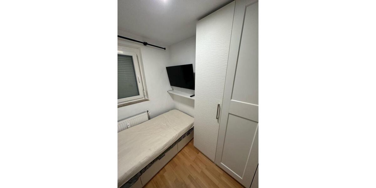 Zimmer in Stuttgart-Ost frei 4 zimmer