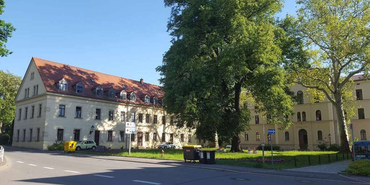 Etagenwohnung Glauchau - 1.5 Zimmer, 36 m&sup2;, 250&euro; | Angebot:26177906