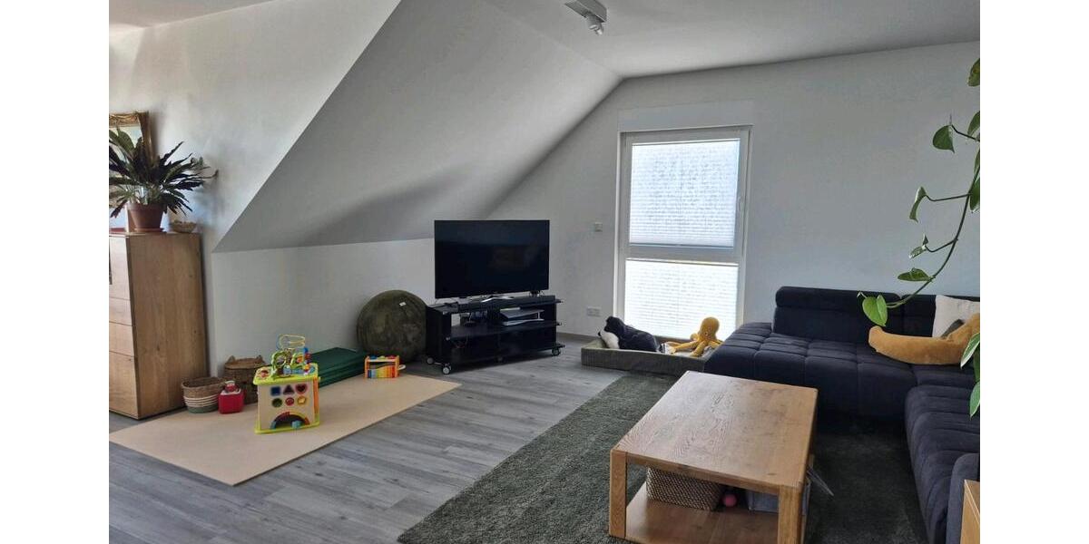 Dachgeschoßwohnung Leichlingen (Rheinland) - 3 Zimmer, 95 m&sup2;, 1.349&euro; | Angebot:26692780