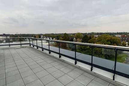 Wohnung Köln Kalk - 5 Zimmer, 141 m&sup2;, 2.150&euro; | Angebot:25201825