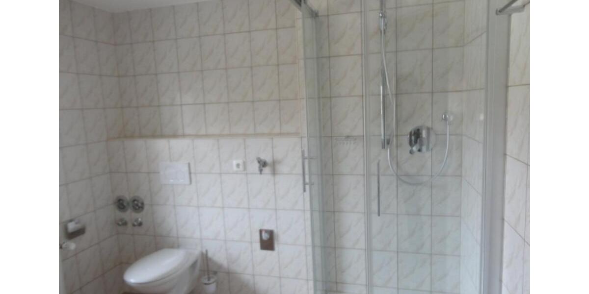 Etagenwohnung Adlkofen - 2 Zimmer, 728&euro; | Angebot:23162796