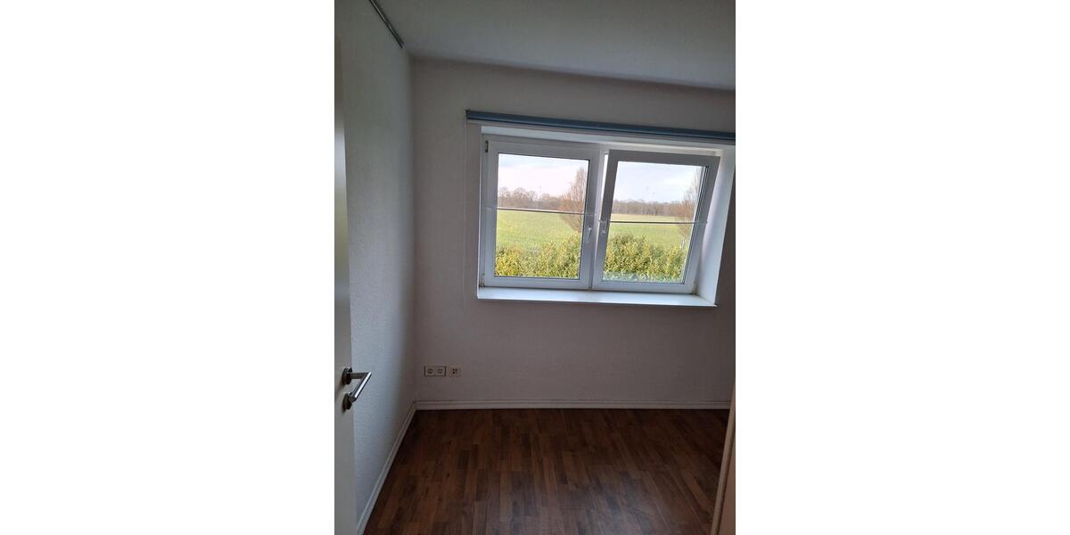 Etagenwohnung Zeven - 3 Zimmer, 15 m&sup2;, 400&euro; | Angebot:26047001