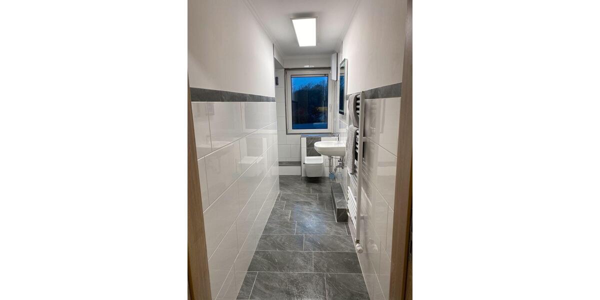 Wohnen auf Zeit Neumünster Brachenfeld/Ruthenberg - 9 Zimmer, 200 m&sup2;, 15&euro; | Angebot:26181180