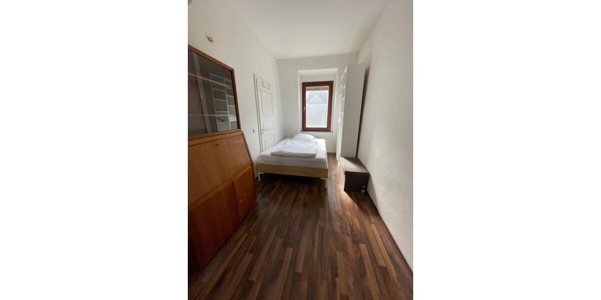 Wohnen auf Zeit Köln Mülheim - 3 Zimmer, 70 m&sup2;, 500&euro; | Angebot:25903732